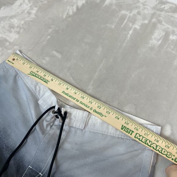 American Eagle Board Shorts Mens Large Grey Ombre Unlined Swim Beach Resort - Picture 2 of 8